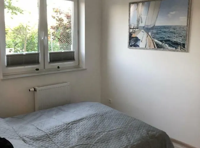 公寓 Polna Z Ogrodem 乌斯特卡